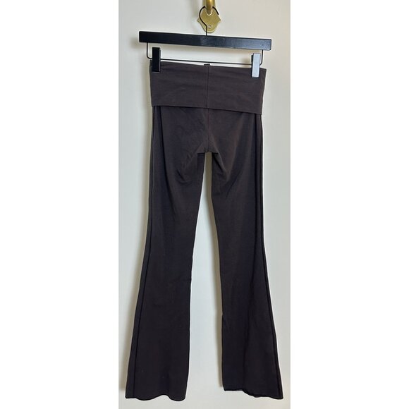 SKIMS Foldover Pants and Stretch Cotton Tee Set in Iron XX-Small - Picture 3 of 13